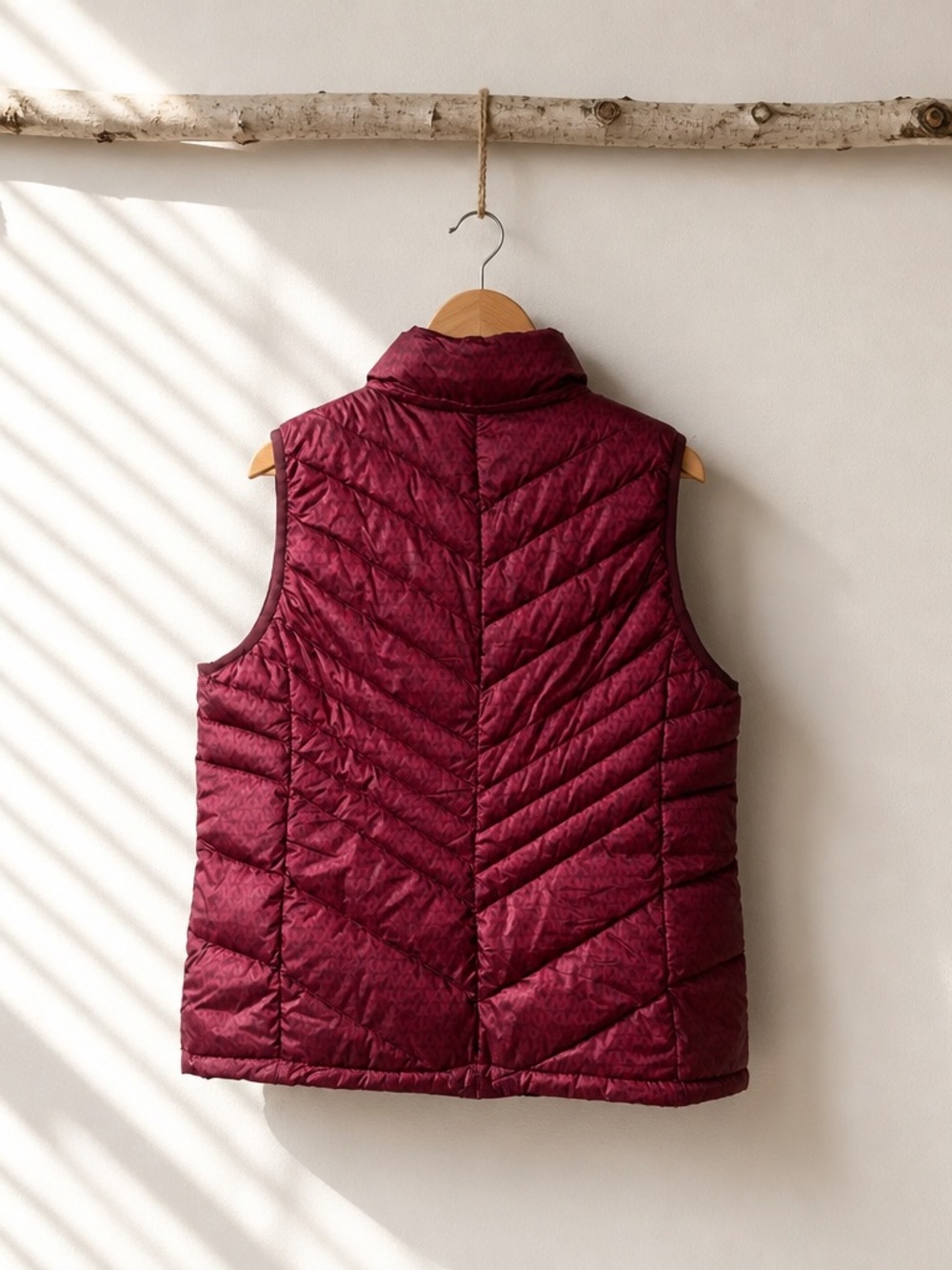 Michael Kors Packable Down Fill Puffer Vest - Picture 5 of 5